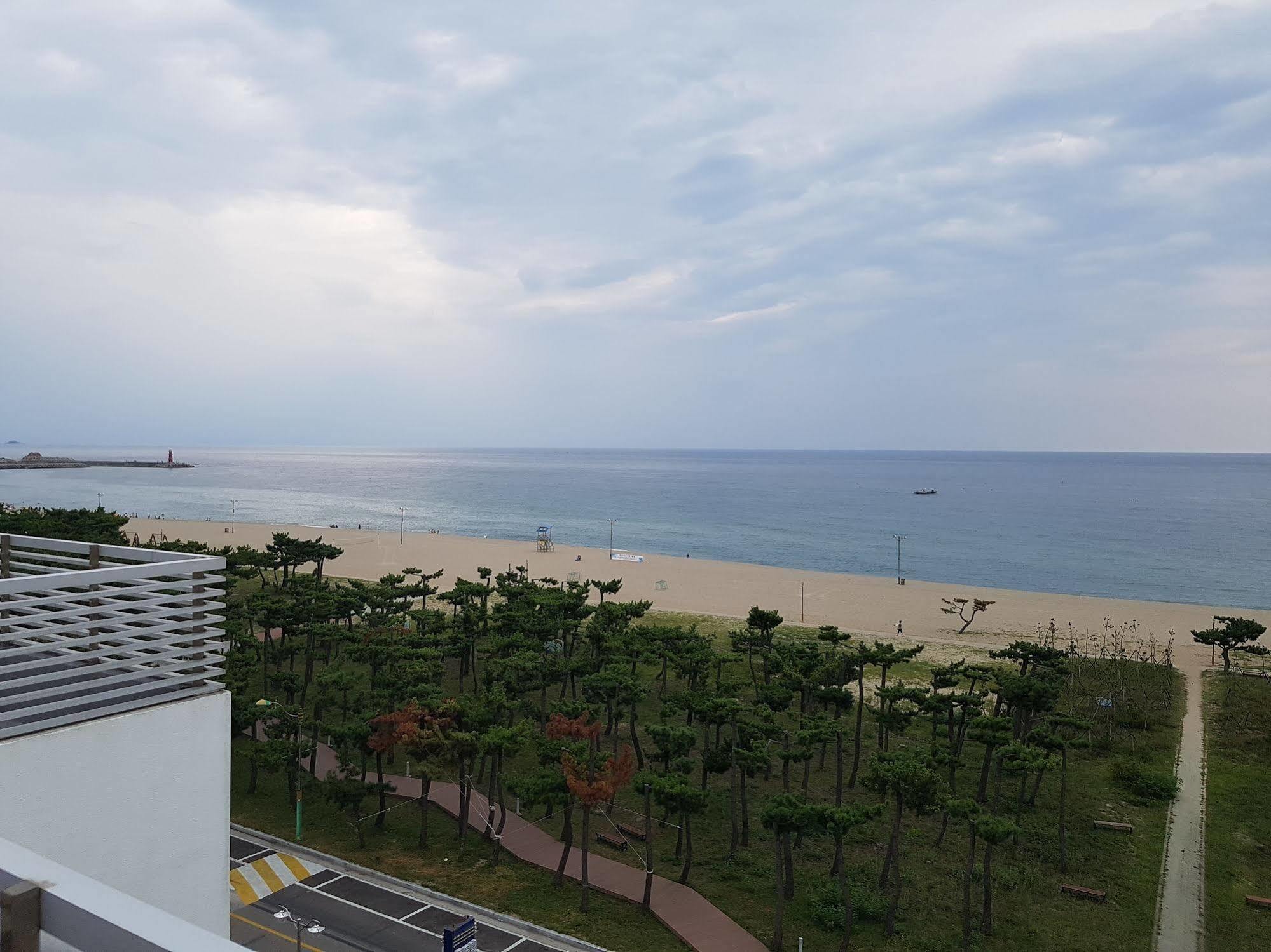 Pine Beach Yangyang Luaran gambar